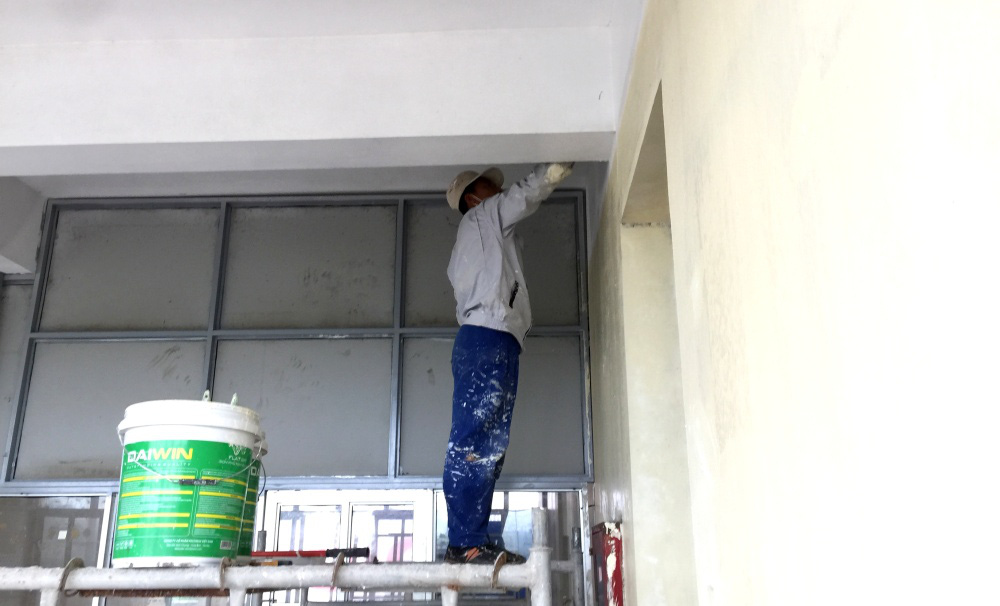 CLIP: Hà Nội cải tạo bệnh viện bỏ hoang làm khu cách ly người trở về từ vùng dịch Covid-19 - Ảnh 7.