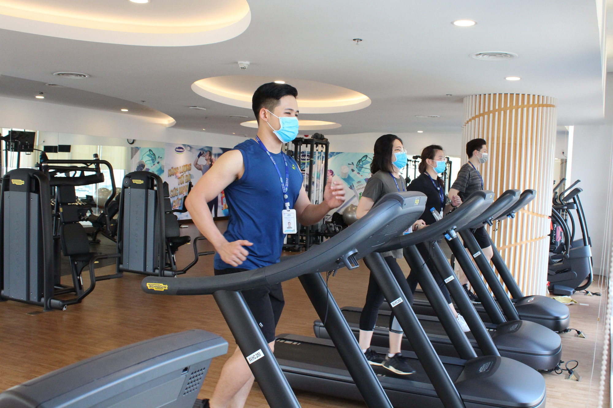 Doanh nghiệp nỗ lực bảo vệ sức khỏe người lao động trong m&ugrave;a dịch Covid-19 - Ảnh 5.