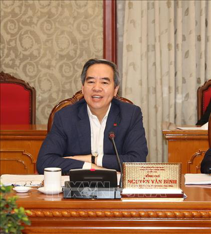 Tổng B&iacute; thư, Chủ tịch nước chủ tr&igrave; họp Bộ Ch&iacute;nh trị về c&ocirc;ng t&aacute;c ph&ograve;ng, chống dịch Covid-19 - Ảnh 8.