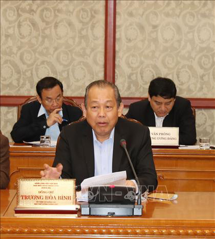 Tổng B&iacute; thư, Chủ tịch nước chủ tr&igrave; họp Bộ Ch&iacute;nh trị về c&ocirc;ng t&aacute;c ph&ograve;ng, chống dịch Covid-19 - Ảnh 7.