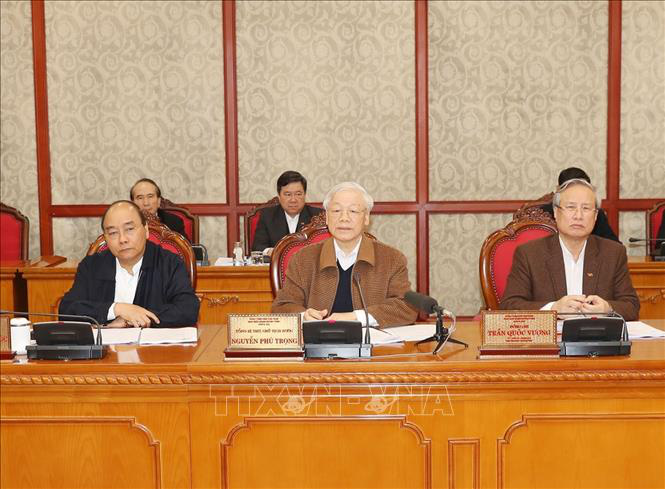 Tổng Bí thư, Chủ tịch nước chủ trì họp Bộ Chính trị về công tác phòng, chống dịch Covid-19