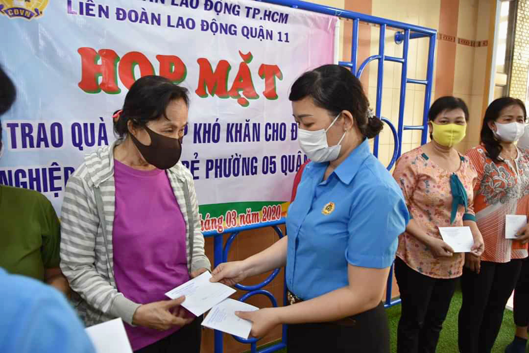 Hỗ trợ giáo viên mầm non khó khăn