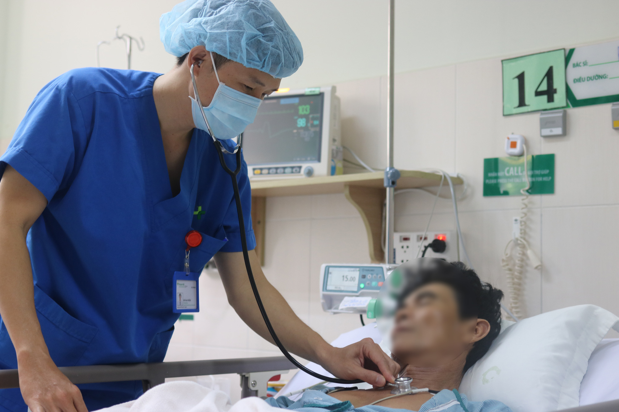 2 bệnh viện ở miền Tây chung tay cứu sống người đàn ông tiên lượng tử vong