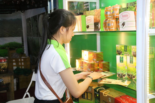 Lo Covid-19, Quảng Nam tổ chức chợ sâm Ngọc Linh tiền tỉ qua online