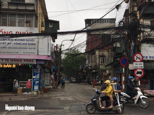 Bệnh viện Bạch Mai nói gì về thông tin phong tỏa, dừng khám theo yêu cầu? - Ảnh 17.