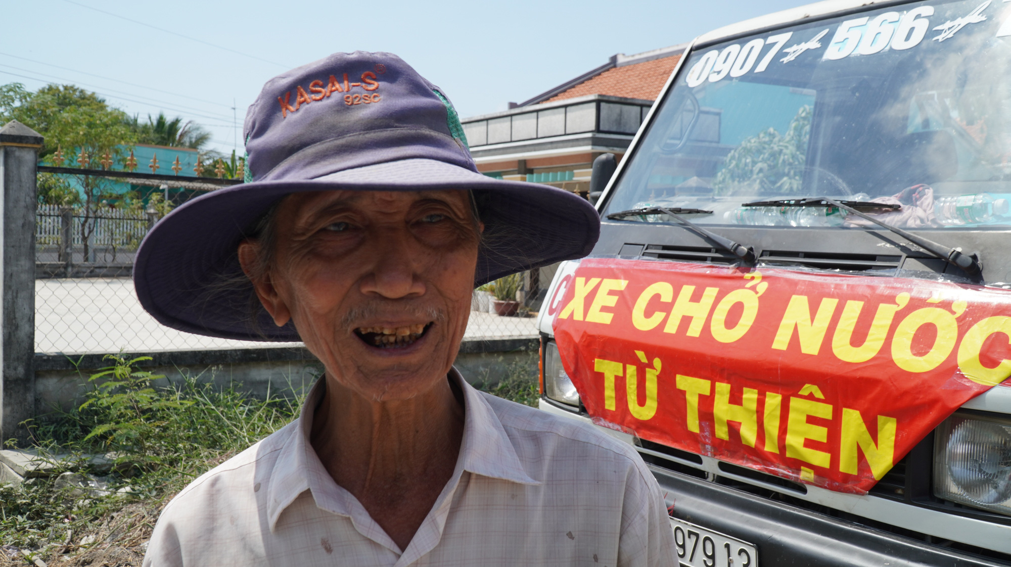 Nông dân miền Tây xếp hàng dài chờ nước ngọt trong cảnh hạn mặn - Ảnh 13.