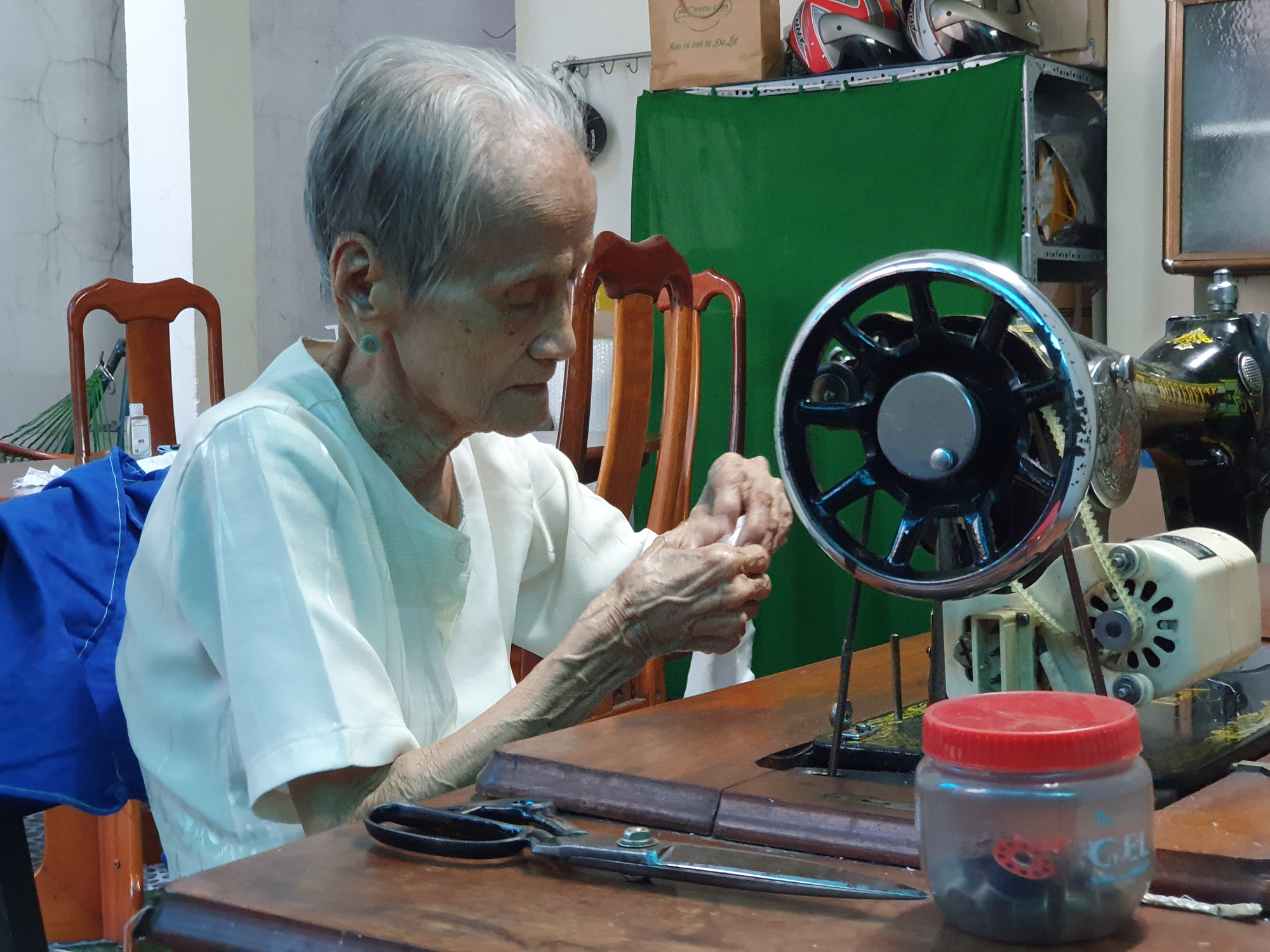 Hạnh phúc vì còn giúp được cho đời