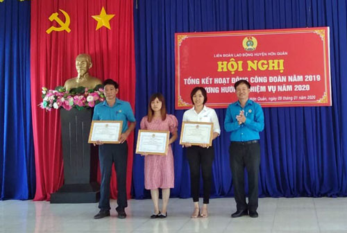 Bình Phước: Nhiều giải pháp nâng cao công tác thi đua, khen thưởng