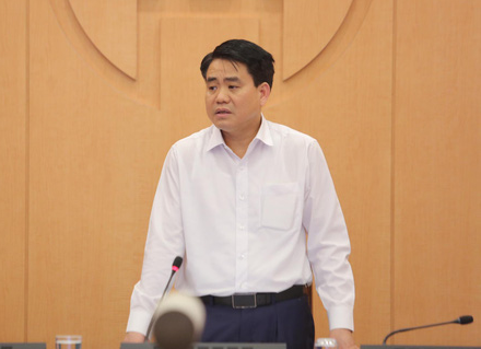 Chủ tịch Hà Nội: Từ nay đến 5-4, người dân nếu ra ngoài phải giữ khoảng cách với nhau
