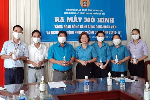 Bảo vệ sức khỏe người lao động trước dịch bệnh Covid-19