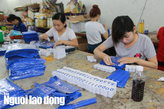 Ai có thẩm quyền ký hợp đồng lao động?