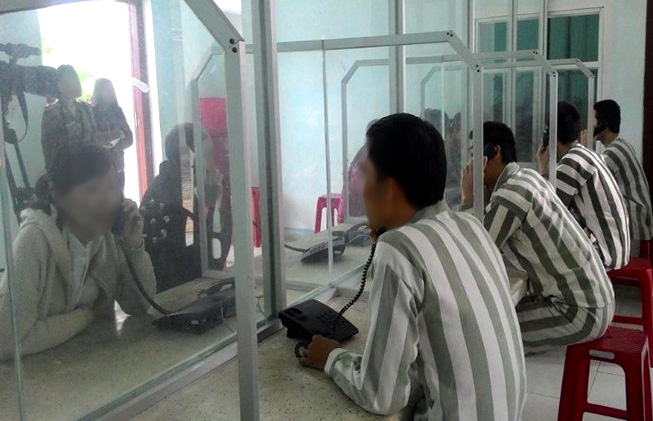 Tạm dừng thăm gặp, chuyển trại phạm nhân để phòng dịch Covid-19