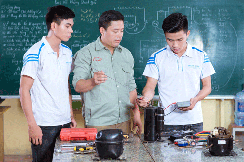 Đề xuất miễn, giảm học ph&iacute; cho học vi&ecirc;n - Ảnh 1.