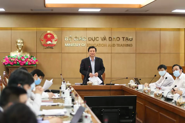 Bộ GD-ĐT tinh giản kiến thức 5-7 tuần, kết thúc năm học vào 15-7