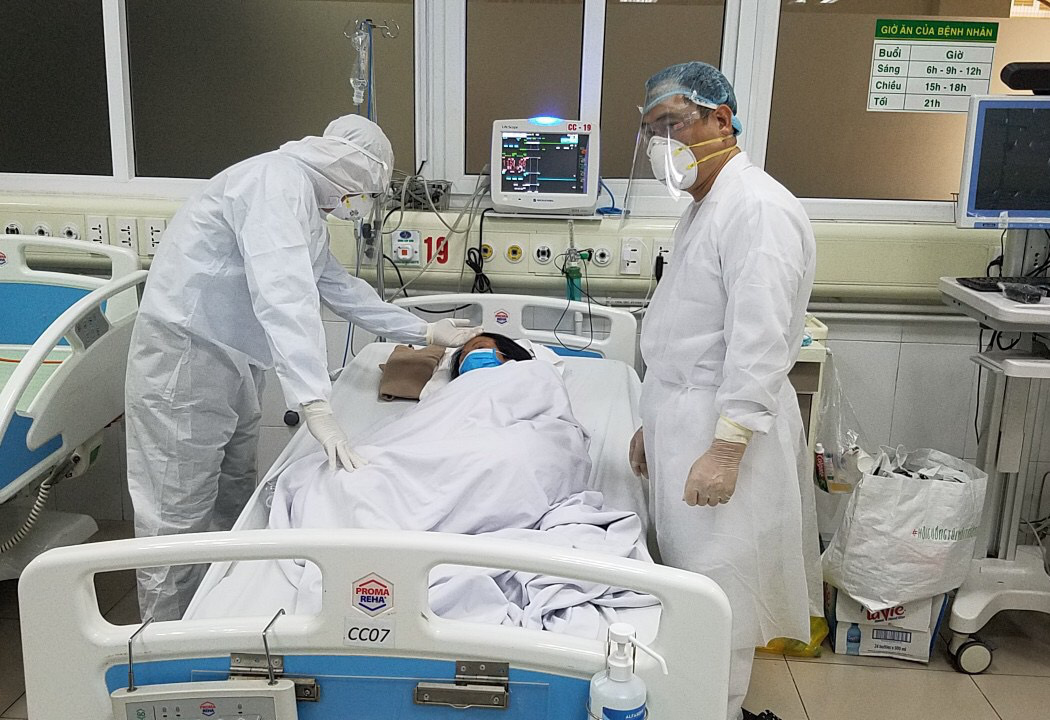 Thêm 7 ca Covid-19 mới, trong đó có 1 bác sĩ lây nhiễm khi điều trị cho bệnh nhân