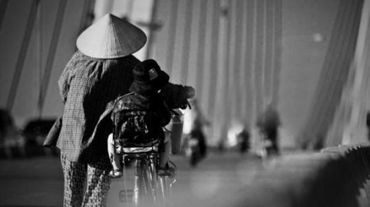 Gửi con trai, con d&acirc;u của mẹ: &ldquo;C&aacute;c con &agrave;! Mẹ kh&ocirc;ng phải l&agrave; osin!&rdquo; - Ảnh 1.