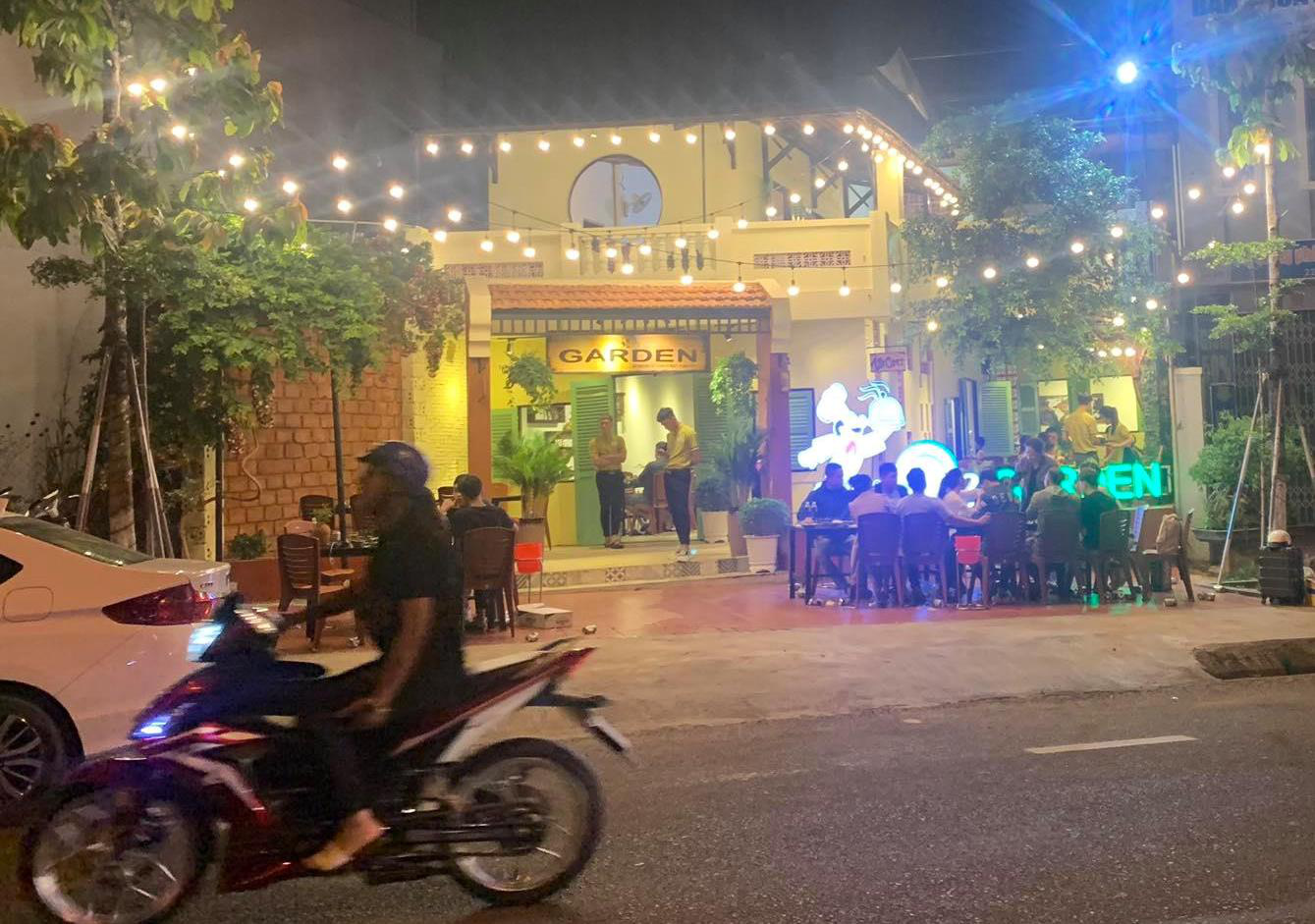 Gia Lai: Y&ecirc;u cầu cơ sở kinh doanh dịch vụ tụ tập đ&ocirc;ng người đ&oacute;ng cửa trừ&hellip; qu&aacute;n nhậu, c&agrave; ph&ecirc; - Ảnh 2.