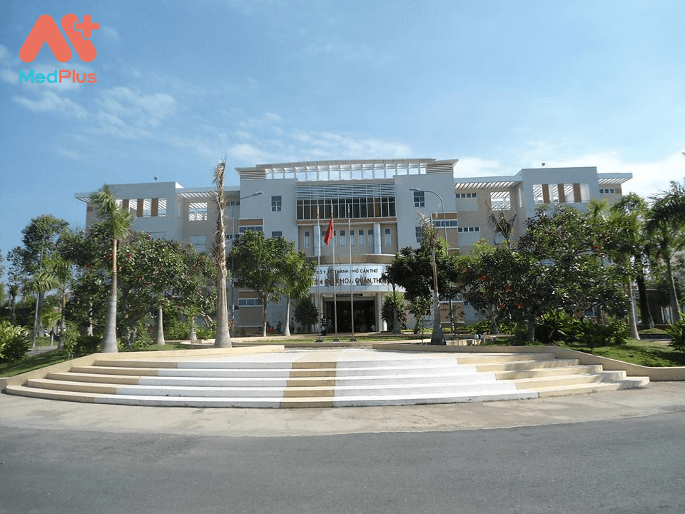 "Nhờ" bệnh nhân mất phiếu tạm ứng, bệnh viện phát hiện ra chuyện động trời