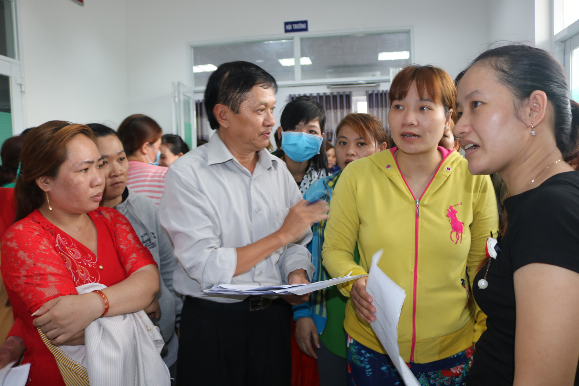 Tăng cường hỗ trợ pháp lý cho người lao động - Ảnh 1.