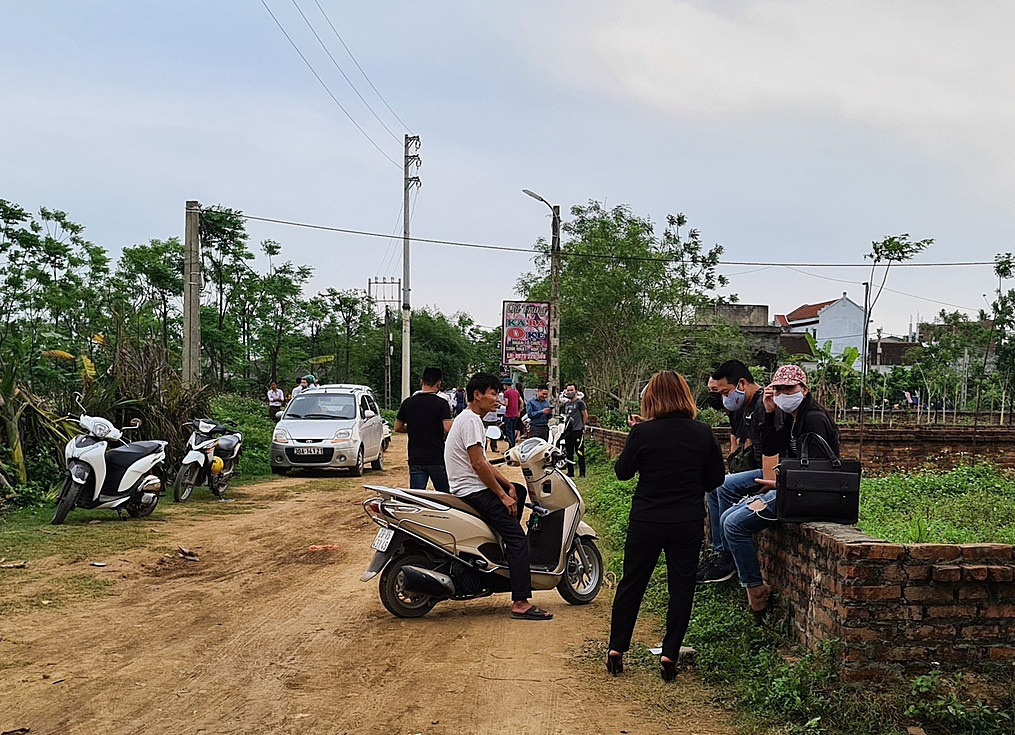 Sốt đất dù dự án còn trên giấy
