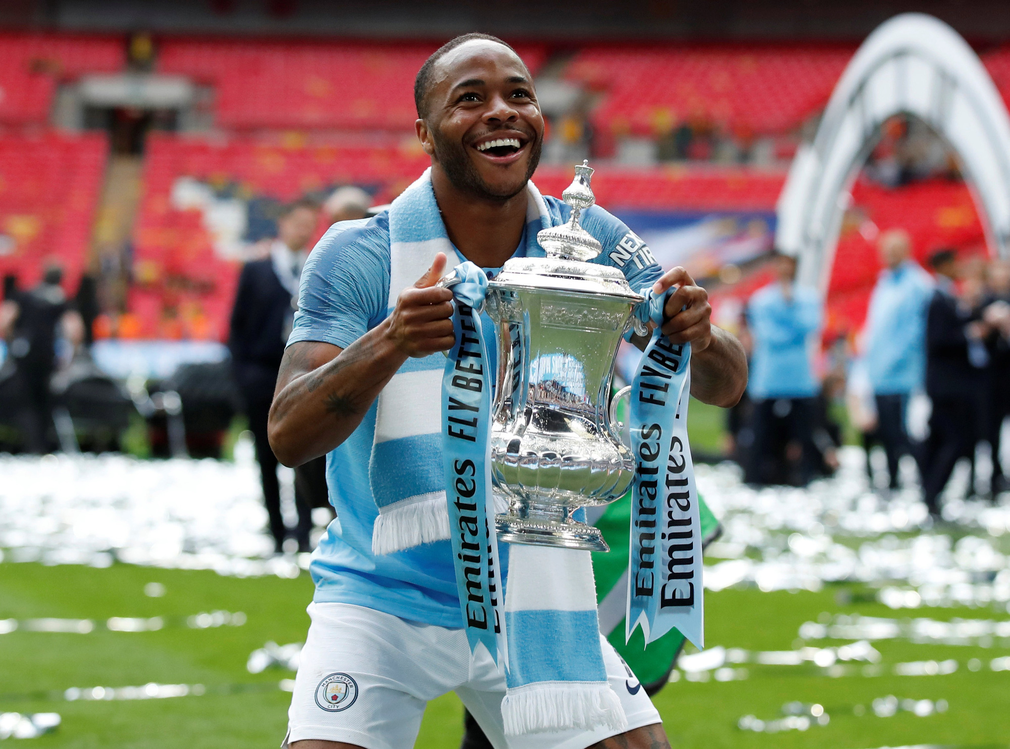 Ngoại hạng Anh khó tái xuất tháng 5, FA Cup dời đến tháng 9