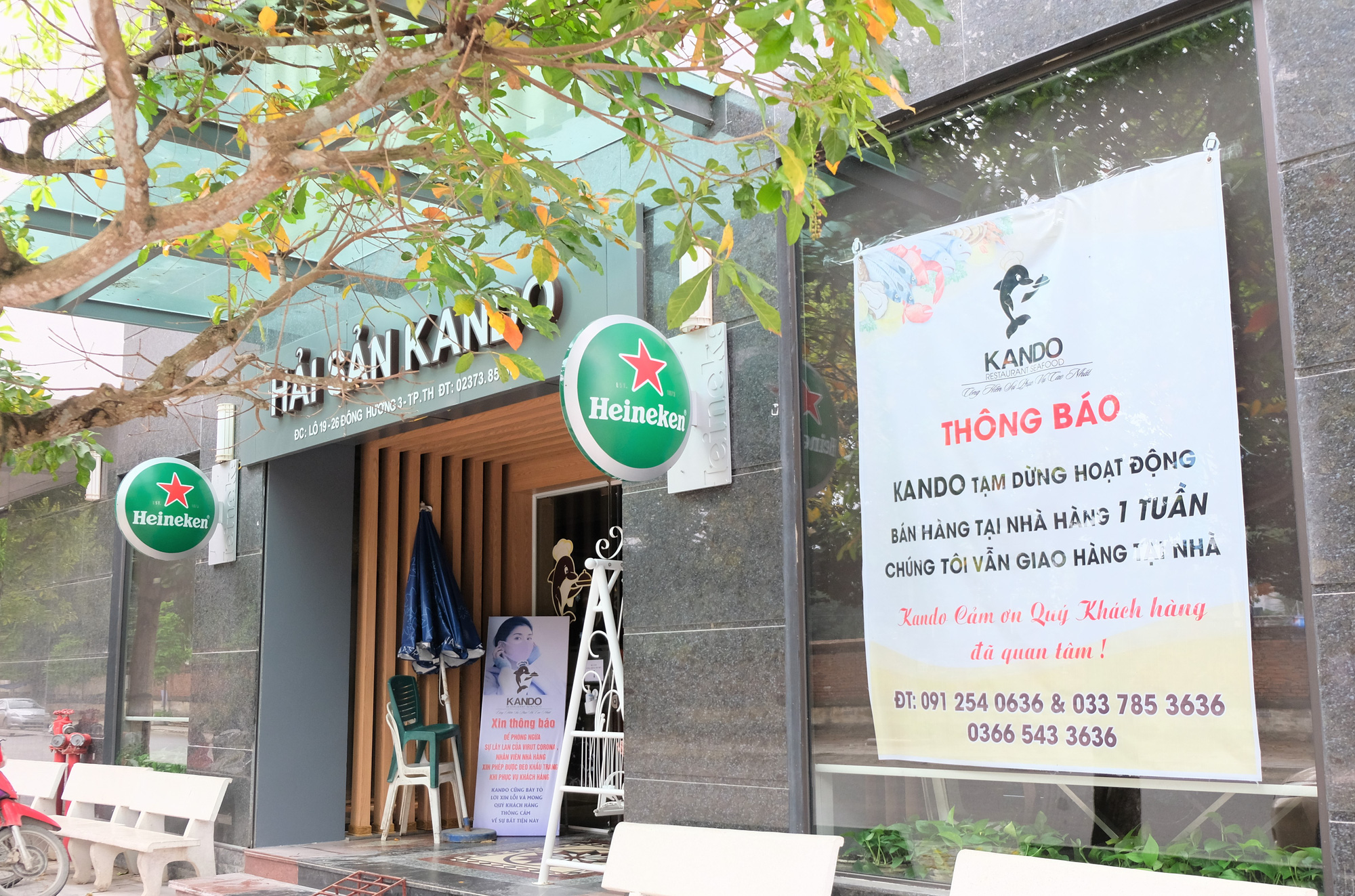 Vẫn còn hàng quán lơ chỉ đạo, mở bán trong dịch Covid-19 sáng nay 28-3 - Ảnh 14.