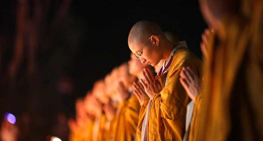 Giáo hội Phật giáo Việt Nam yêu cầu tăng ni cả nước cấm túc tại chùa vì dịch Covid-19