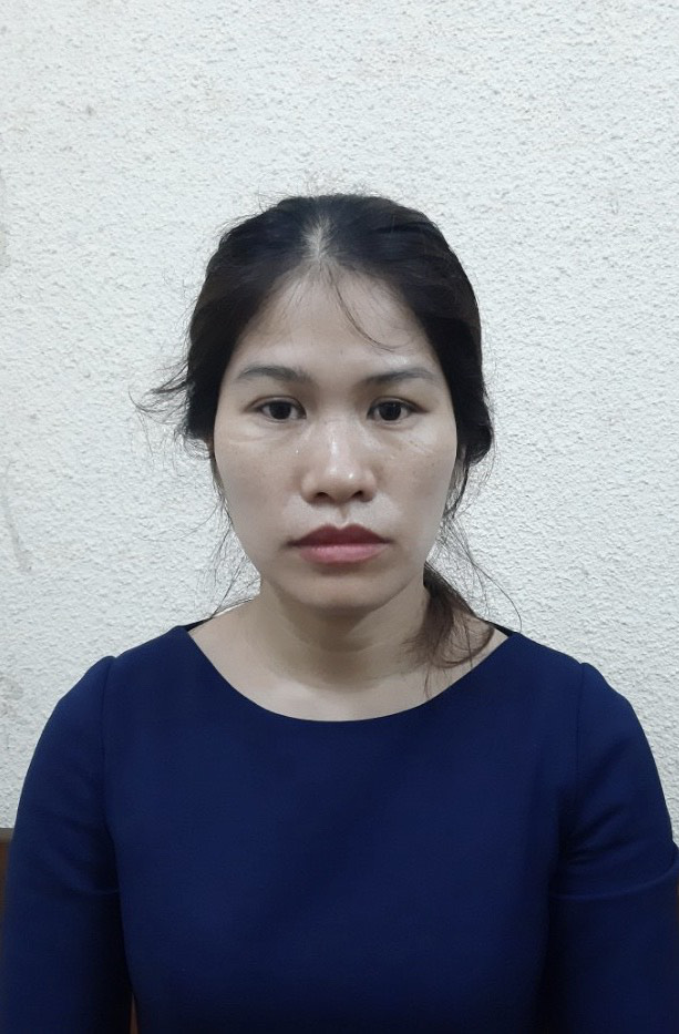 Bắt 3 c&aacute;n bộ Tổng cục Hải quan tội Bu&ocirc;n lậu qua bi&ecirc;n giới - Ảnh 3.