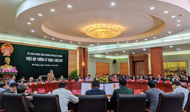 Phó Chủ tịch TP Hải Phòng nói về việc chi 269 tỉ đồng tặng quà người dân - Ảnh 2.