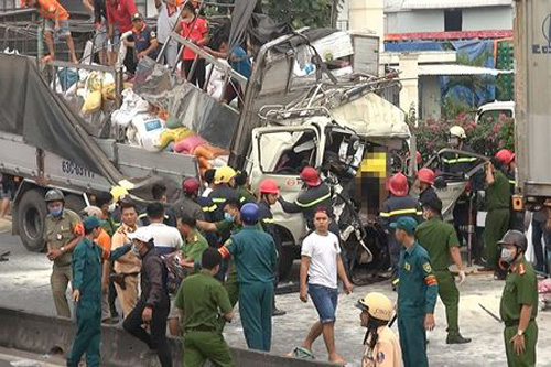 Đề nghị làm rõ nguyên nhân vụ tai nạn giao thông làm 3 người chết ở TP HCM