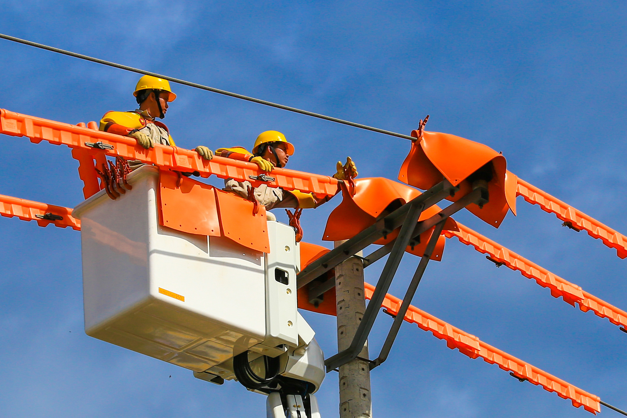 EVNCPC: Quyết liệt nhiều giải pháp tiết kiệm điện