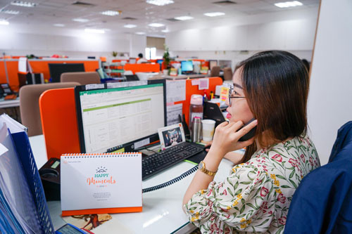 KHUYẾN KHÍCH LÀM VIỆC TẠI NHÀ: Tái cấu trúc hệ thống làm việc