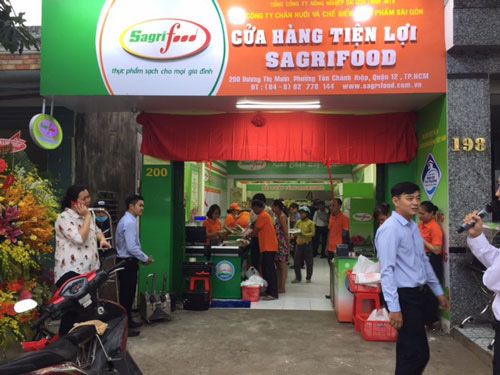 Sagrifood giảm gi&aacute; thịt g&agrave; thả vườn c&ograve;n 50.000 đồng/kg - Ảnh 1.