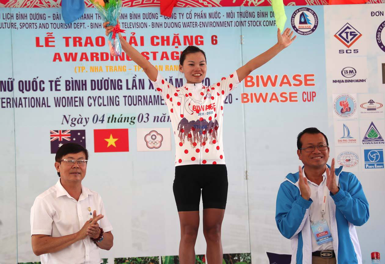 Như Quỳnh nắm chắc áo đỏ giải xe đạp nữ quốc tế Bình Dương - Cúp Biwase 2020