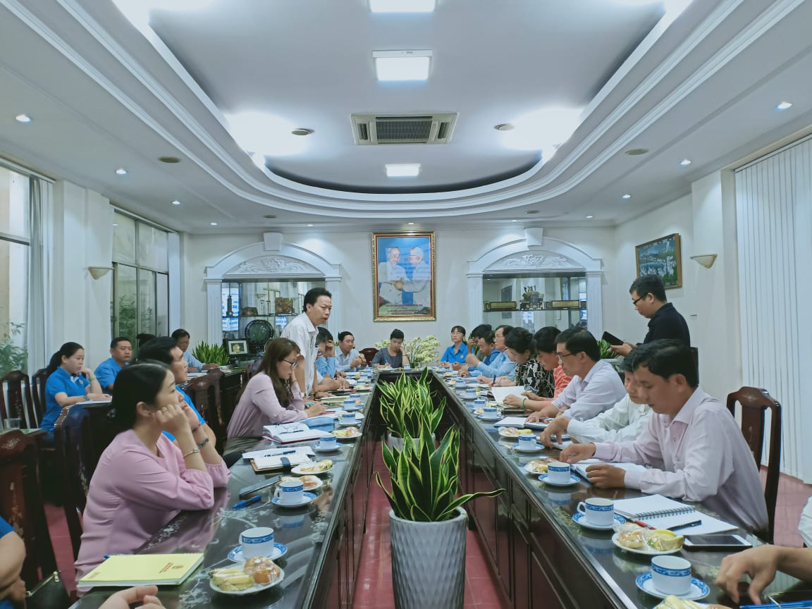 Sớm hỗ trợ đo&agrave;n vi&ecirc;n bị ảnh hưởng dịch bệnh Covid-19 - Ảnh 1.