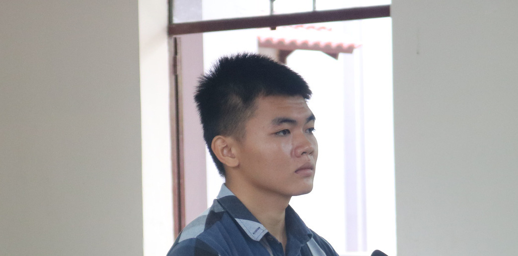 Thiếu nữ ngây thơ và mưu hèn của gã hung thủ mới 17 tuổi