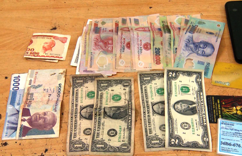 Bắt nam thanh niên gây ra hàng loạt vụ cướp giật tài sản trên Quốc lộ 1A - Ảnh 2.