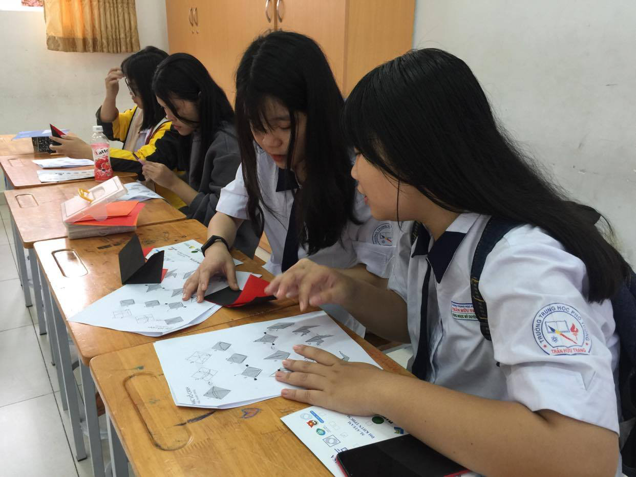 TP HCM: Học sinh lớp 12 nghỉ thêm 1 tuần