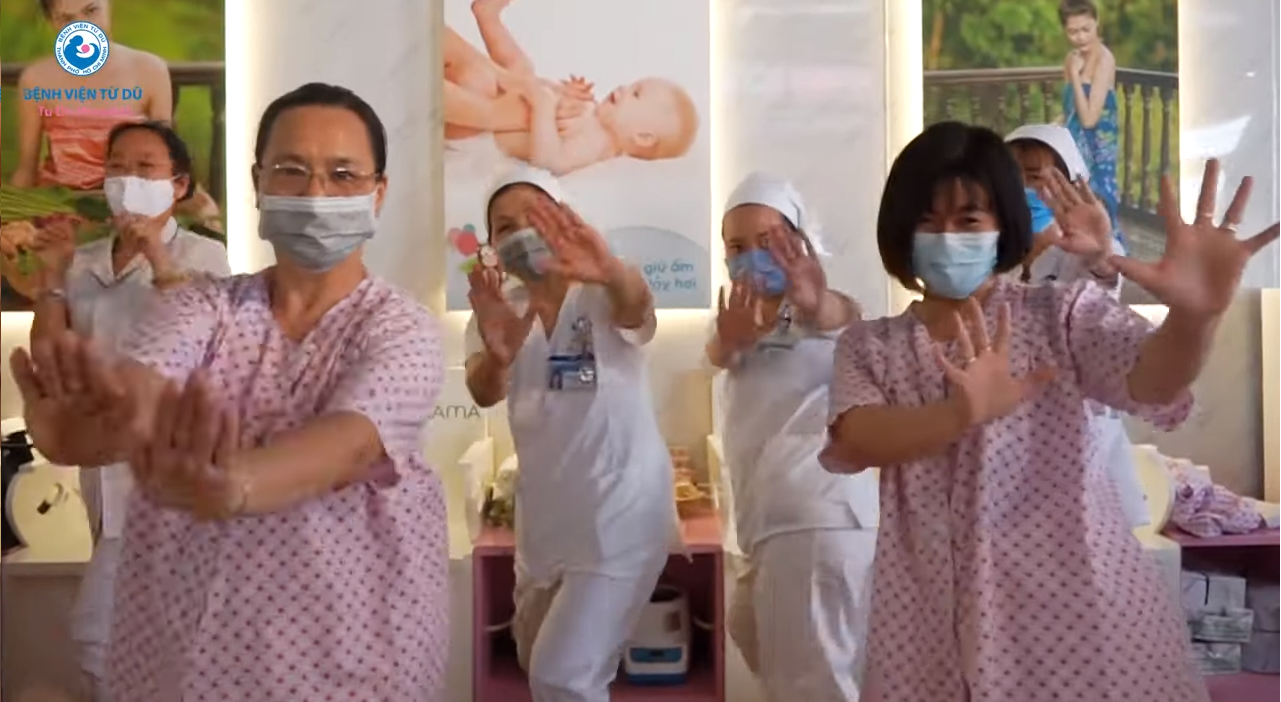 CLIP: "Ghen Cô Vy" phiên bản bác sĩ - nữ hộ sinh - bà bầu siêu hài hước