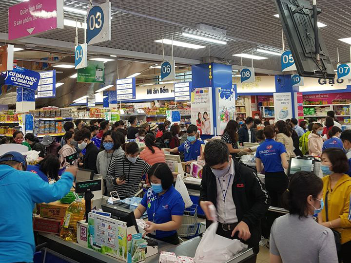 TP HCM cam kết bảo đảm nguồn hàng thiết yếu cho tới hết năm