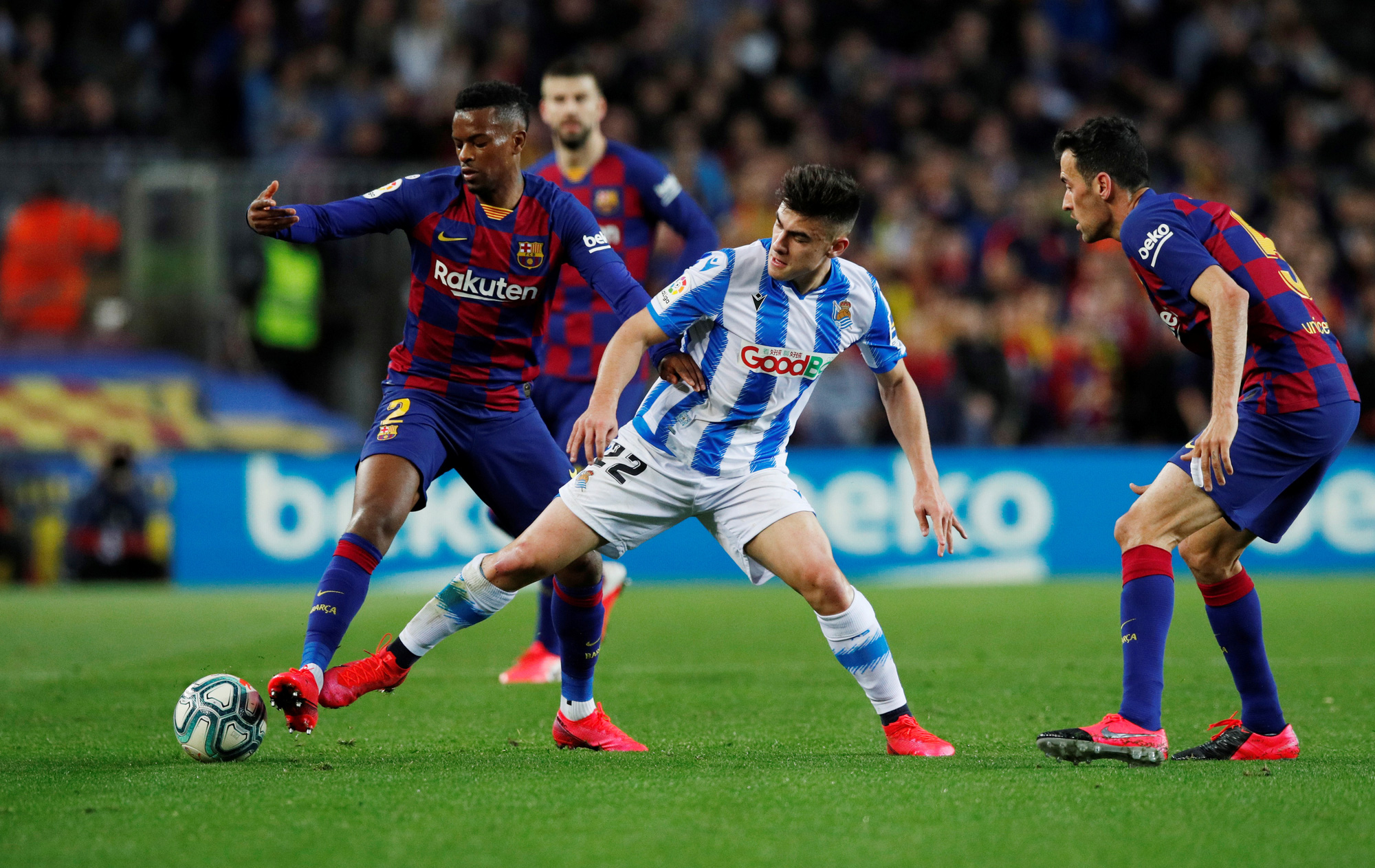 Hậu si&ecirc;u kinh điển, Barcelona chật vật về đỉnh bảng La Liga - Ảnh 2.
