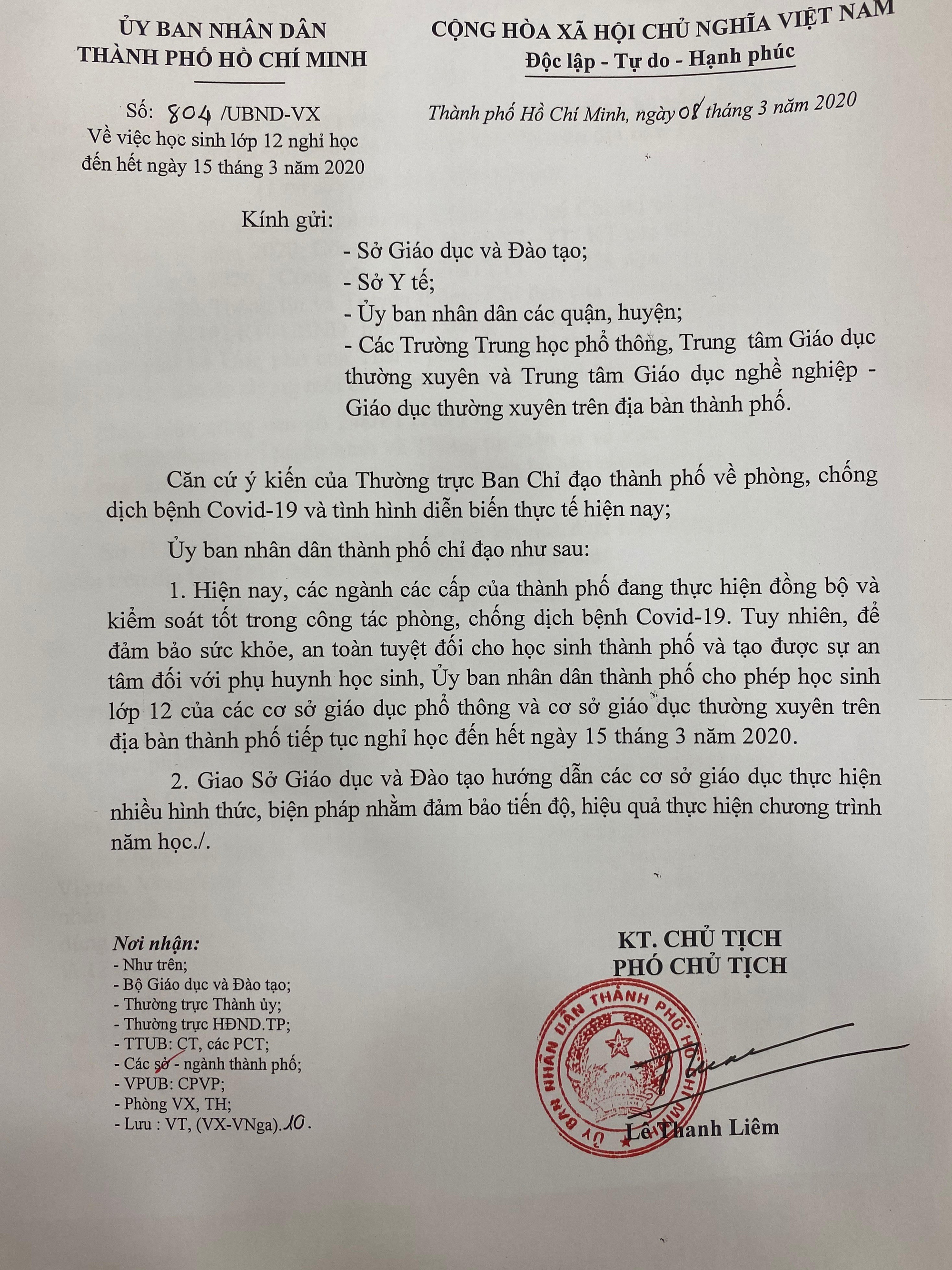 TP HCM: Học sinh lớp 12 nghỉ thêm 1 tuần - Ảnh 2.