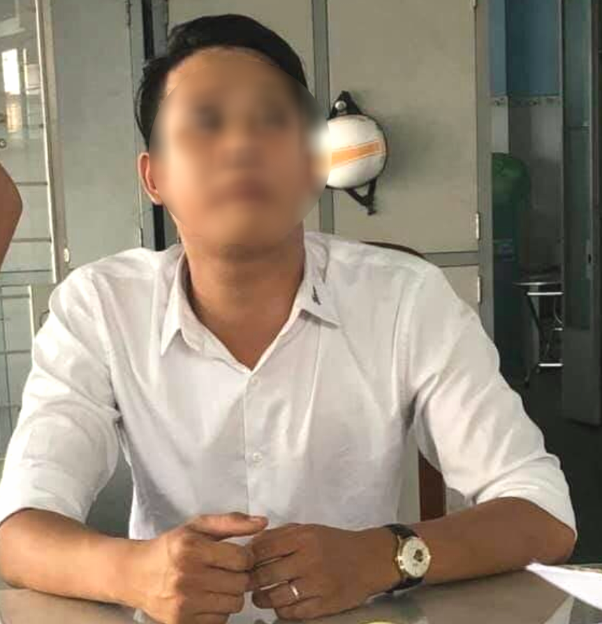 Công an vào cuộc vụ điều dưỡng sàm sỡ phụ nữ ở chợ đêm - Ảnh 1.