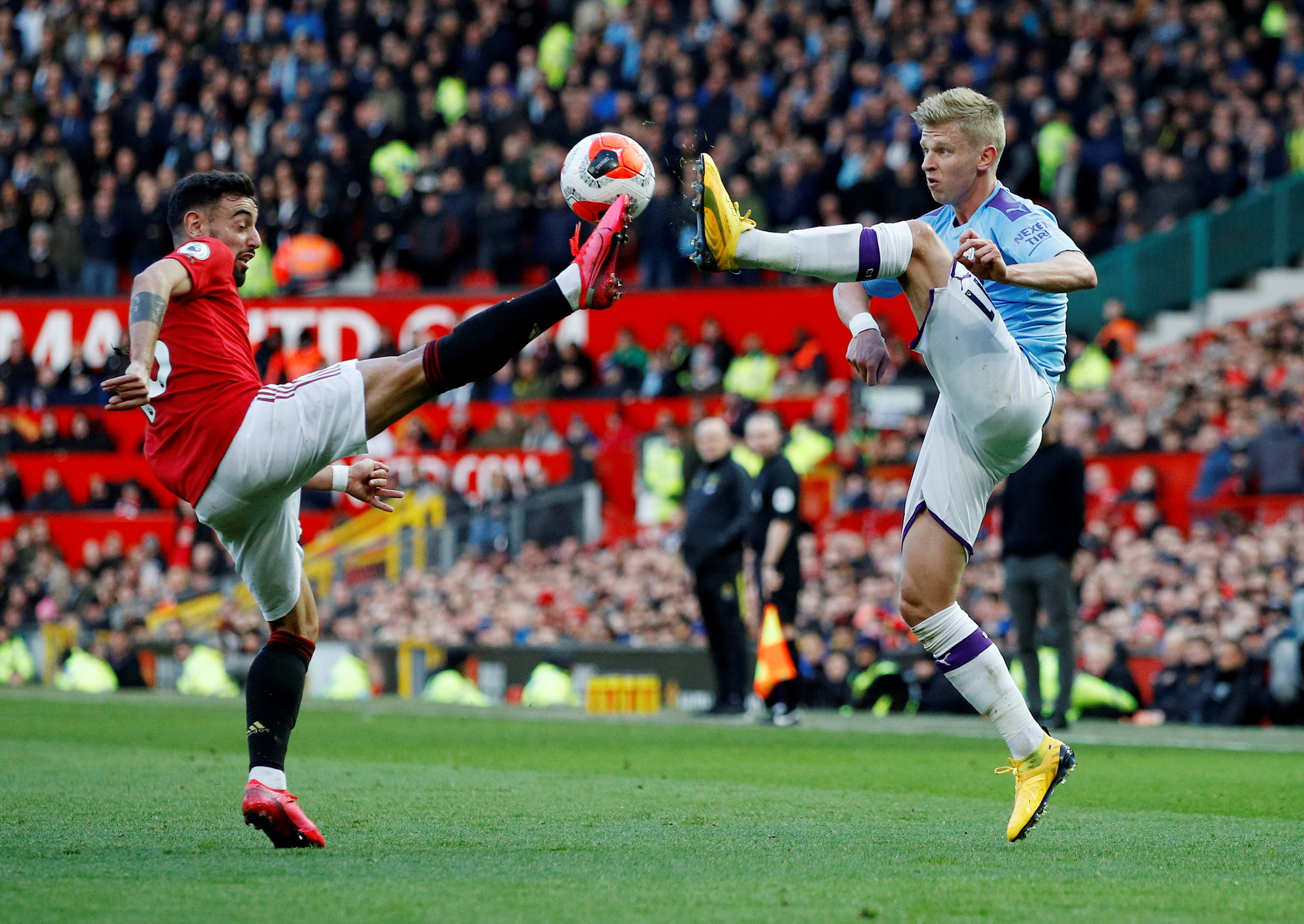 Quật ng&atilde; Man City, Man United thắng tưng bừng đại chiến - Ảnh 2.
