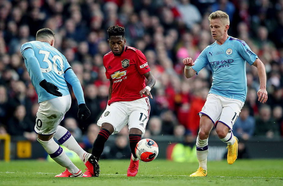 Quật ng&atilde; Man City, Man United thắng tưng bừng đại chiến - Ảnh 1.