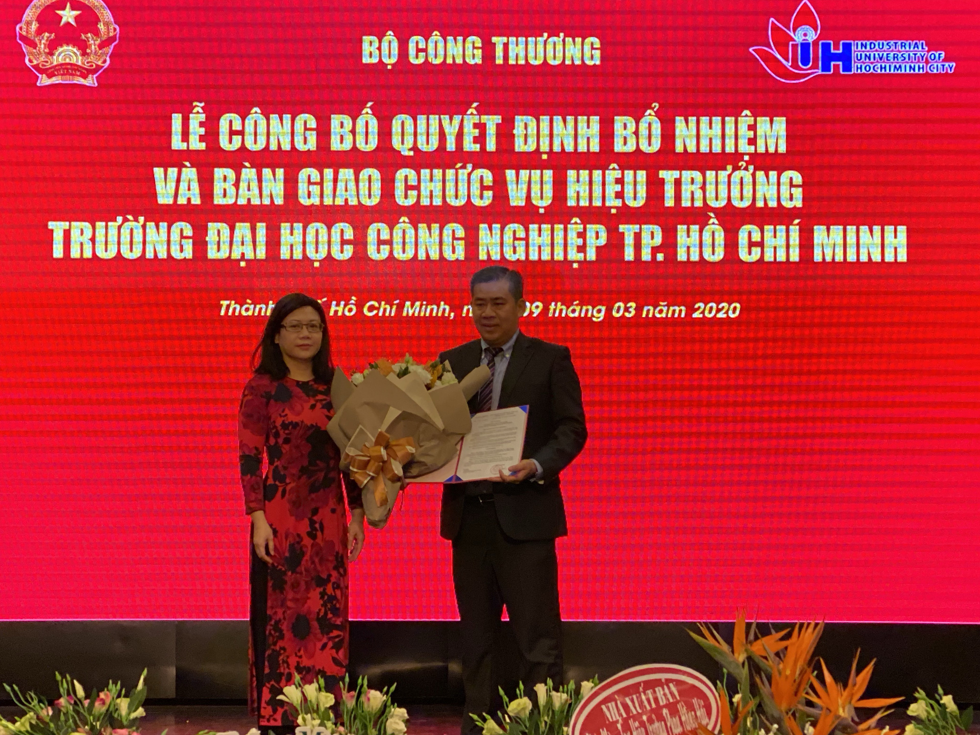 Trường ĐH Công nghiệp TP HCM có tân hiệu trưởng 44 tuổi - Ảnh 1.