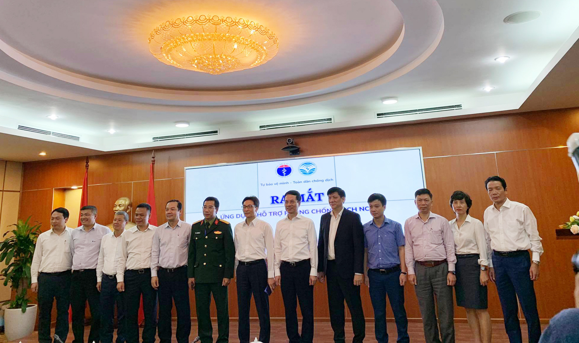Chính thức ra mắt ứng dụng (app) khai báo y tế tự nguyện để phòng chống dịch Covid-19 - Ảnh 1.