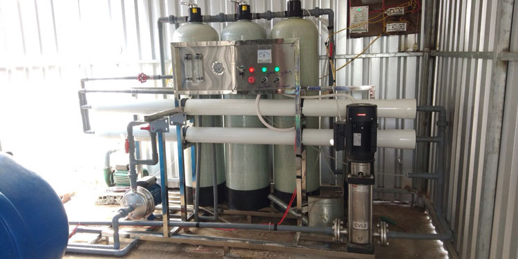 Sáng chế máy lọc nước mặn thành ngọt - Ảnh 2.