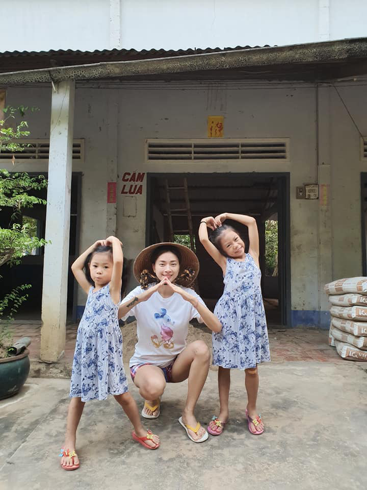 Sao Việt về quê nhà tránh dịch Covid-19 - Ảnh 2.