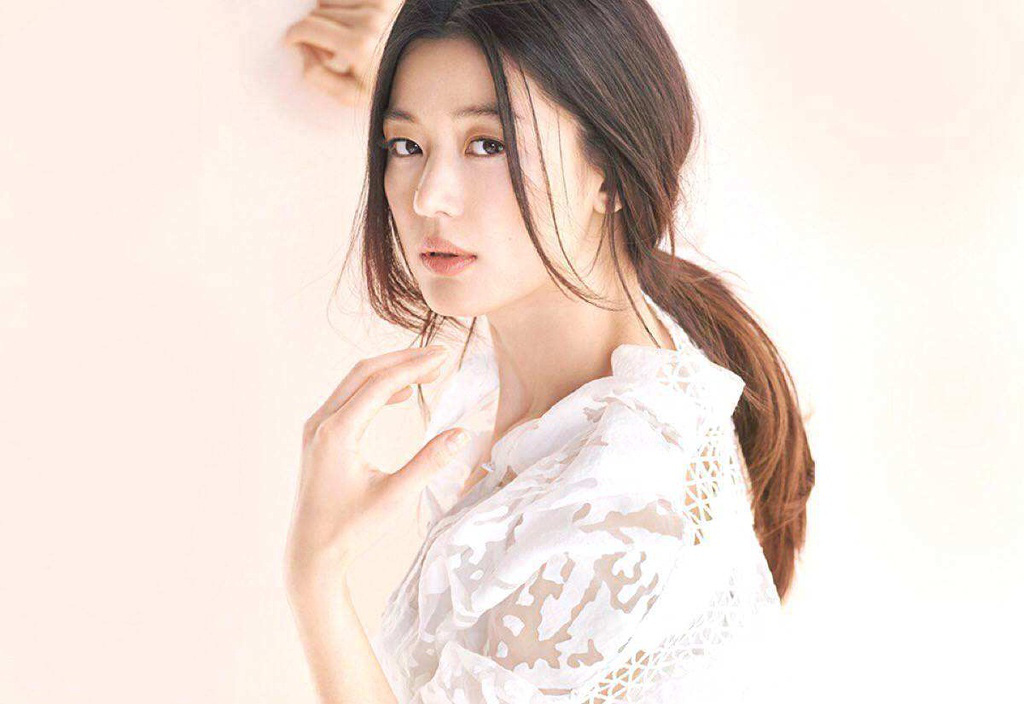 Điều g&igrave; gi&uacute;p Son Ye Jin, Jang Nara lu&ocirc;n trẻ hơn tuổi? - Ảnh 3.